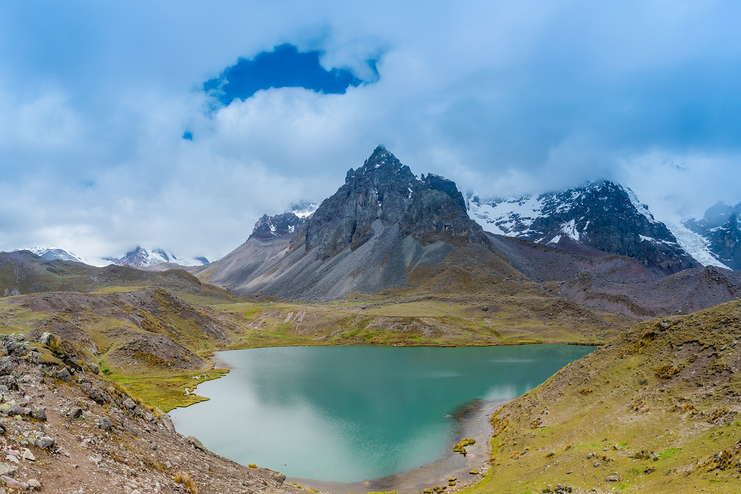 Sacred Valley, Cusco — Andes dry season