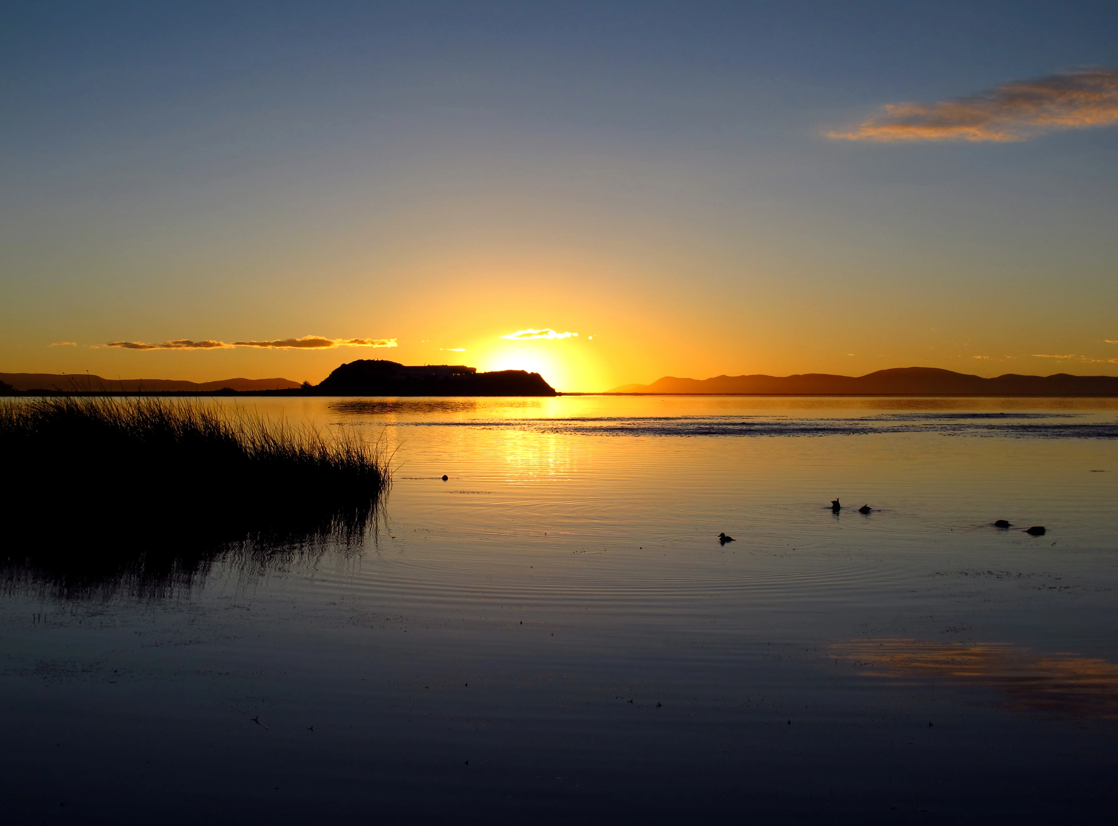 Sunrise over Lake Titicaca, Peru — best months to visit